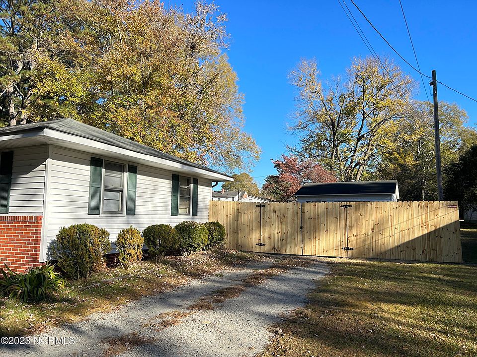 1707 Clarksville Drive, Scotland Neck, NC 27874 Zillow