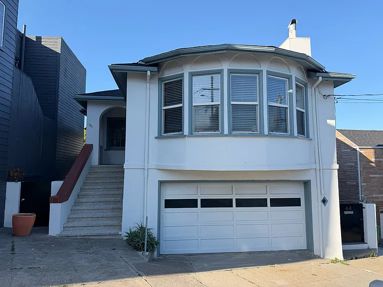 66 Bayview St — Photo 1