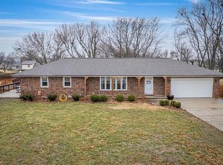 102 Park St, Lathrop, MO 64465