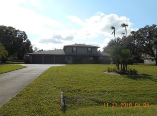 3656 Oak Grove Dr, Sarasota, FL 34243