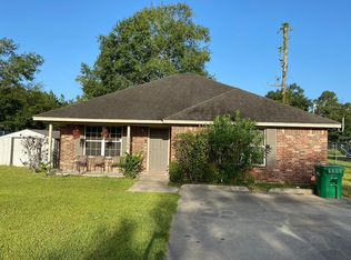 1306 Jefferson Ave, Cleveland, TX 77327