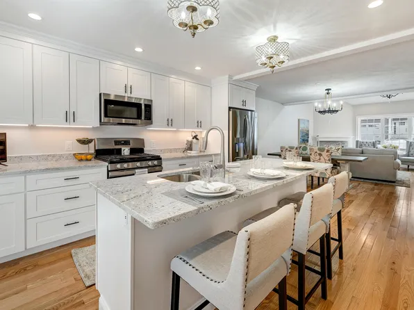 70 Brook Hill, Meredith, NH 03253