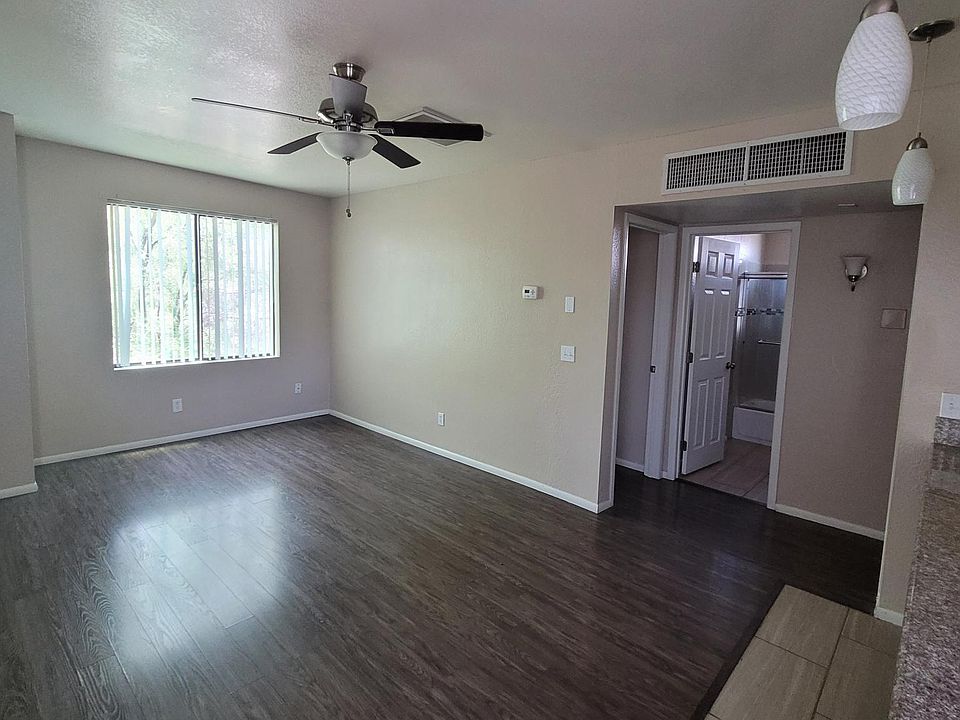 1st image of 1823 E Hedrick Dr