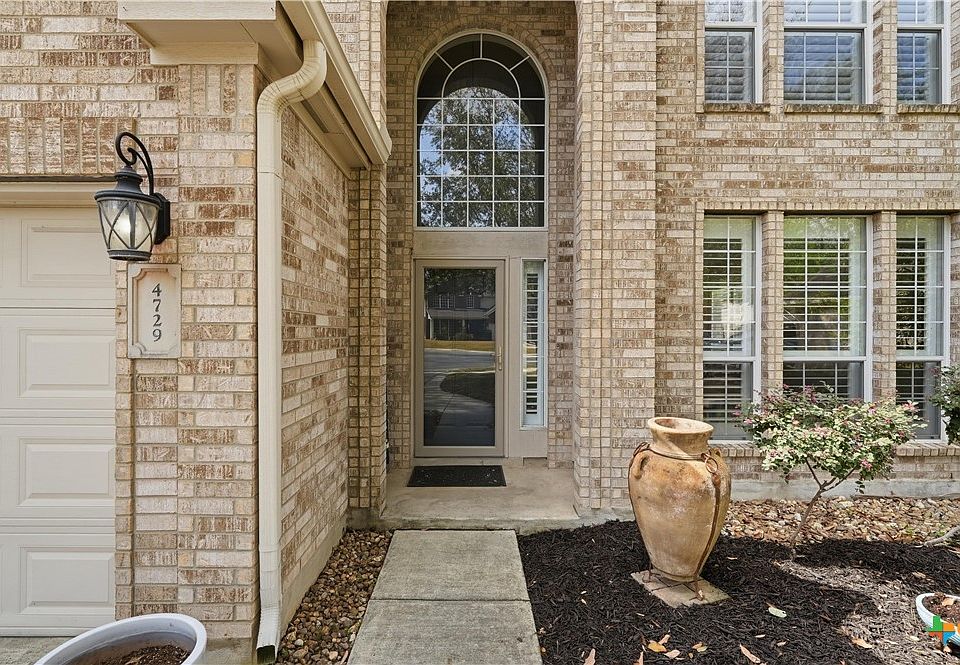 1st image of 4729 Windy Rdg