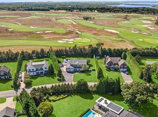 23 Knollwood Dr, Southampton, NY 11968