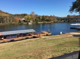 160 Wilshire Dr UNIT 62, Hollister, MO 65672