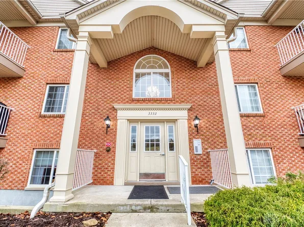 3332 Emerald Lakes Dr #332-1B, Cincinnati, OH 45211