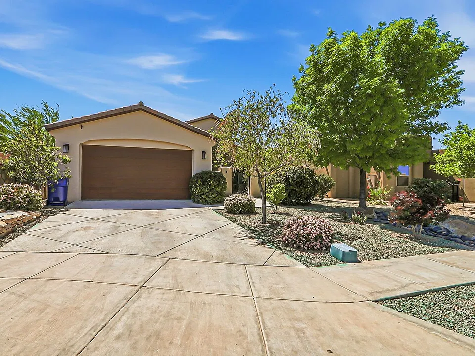 3702 San Clemente Ave