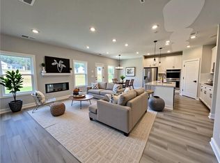 2969 Sweet Red Cir, Braselton, GA 30517