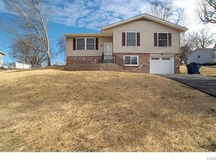 610 Cypress Dr, Festus, MO 63028