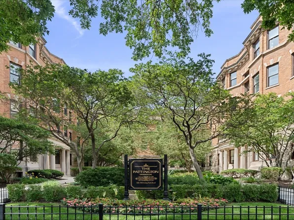684 W Irving Park Rd APT E5, Chicago, IL 60613