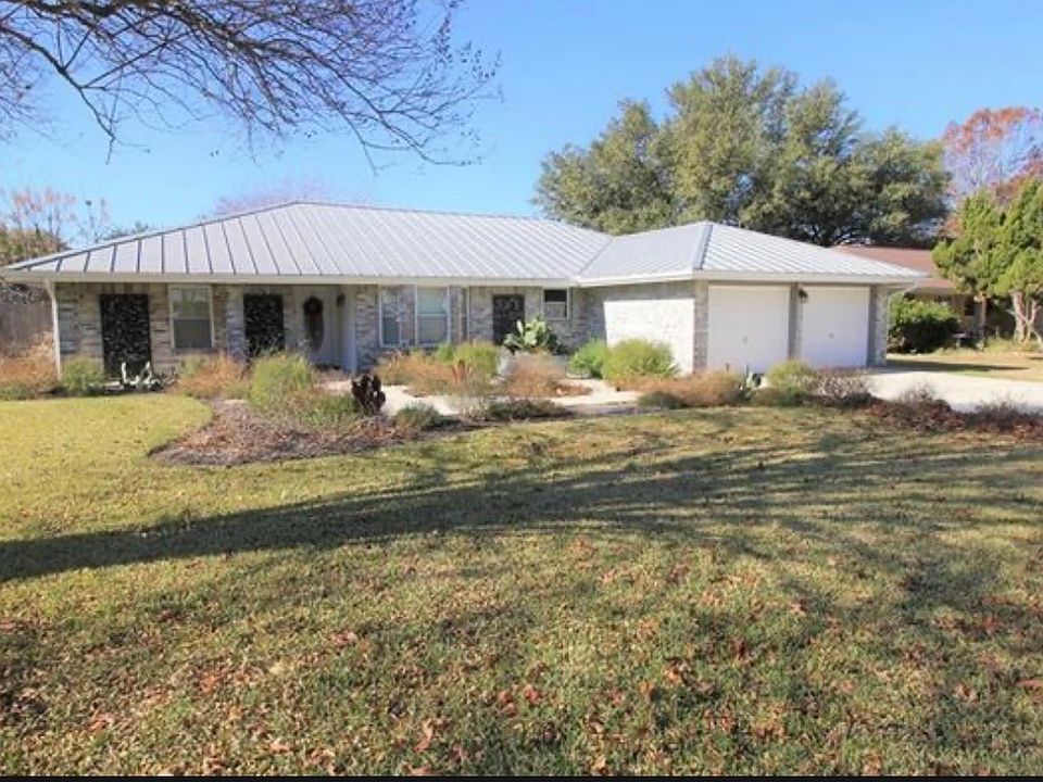 1st image of 1211 Clearwater Dr