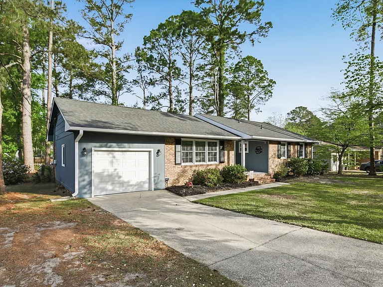 1531 Palmer Dr — Photo 3