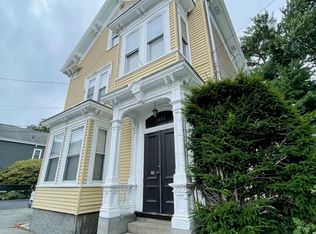 17 Briggs St APT 1A, Salem, MA 01970