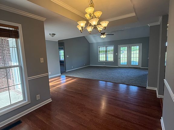 4th image of 3296 Twelve Oaks Blvd