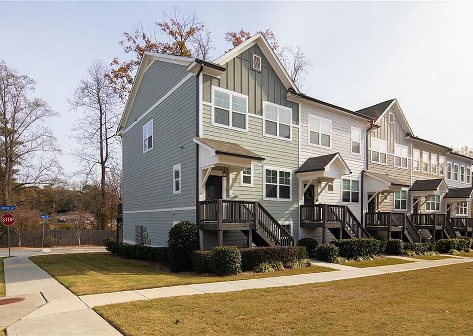 1st image of 3829 Oxford Cir