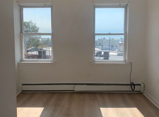 67-14 Forest Ave #3L, Ridgewood, NY 11385