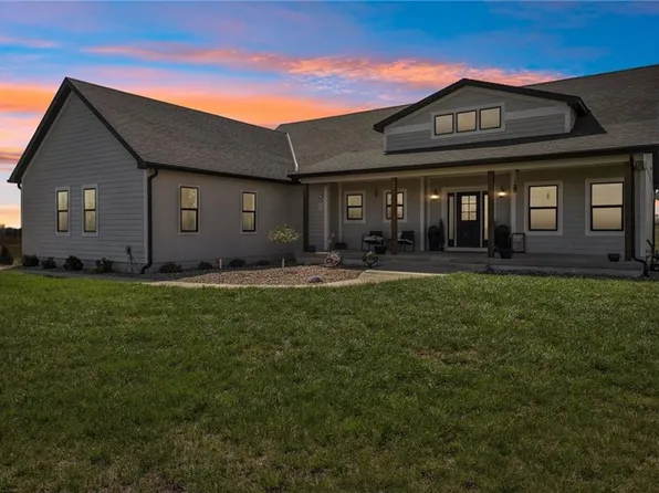 12103 230th St, Linwood, KS 66052