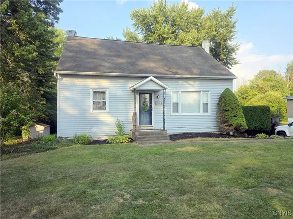 6706 Bennetts Corners Rd, Memphis, NY 13112