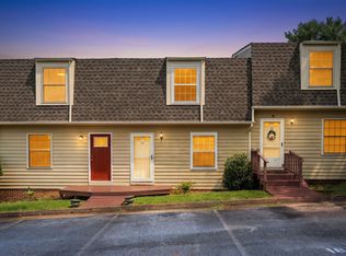 2333 Morris Mill Rd APT 19, Staunton, VA 24401