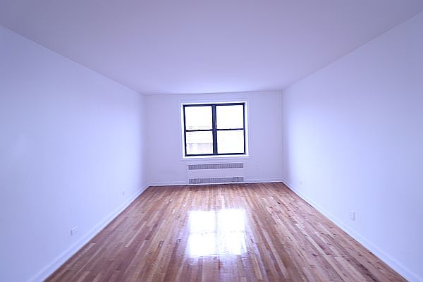 1st image of 3415 Parsons Blvd APT 7P