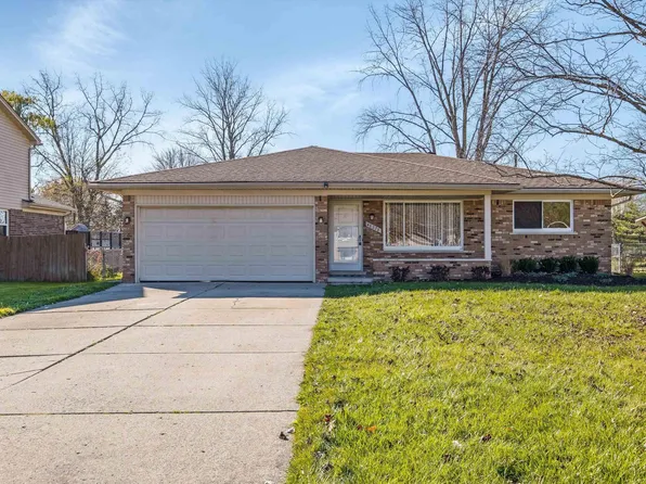 48228 Mallard Dr, Chesterfield, MI 48047