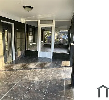 3 bed, 1000 sqft, $2,199 — Photo 3