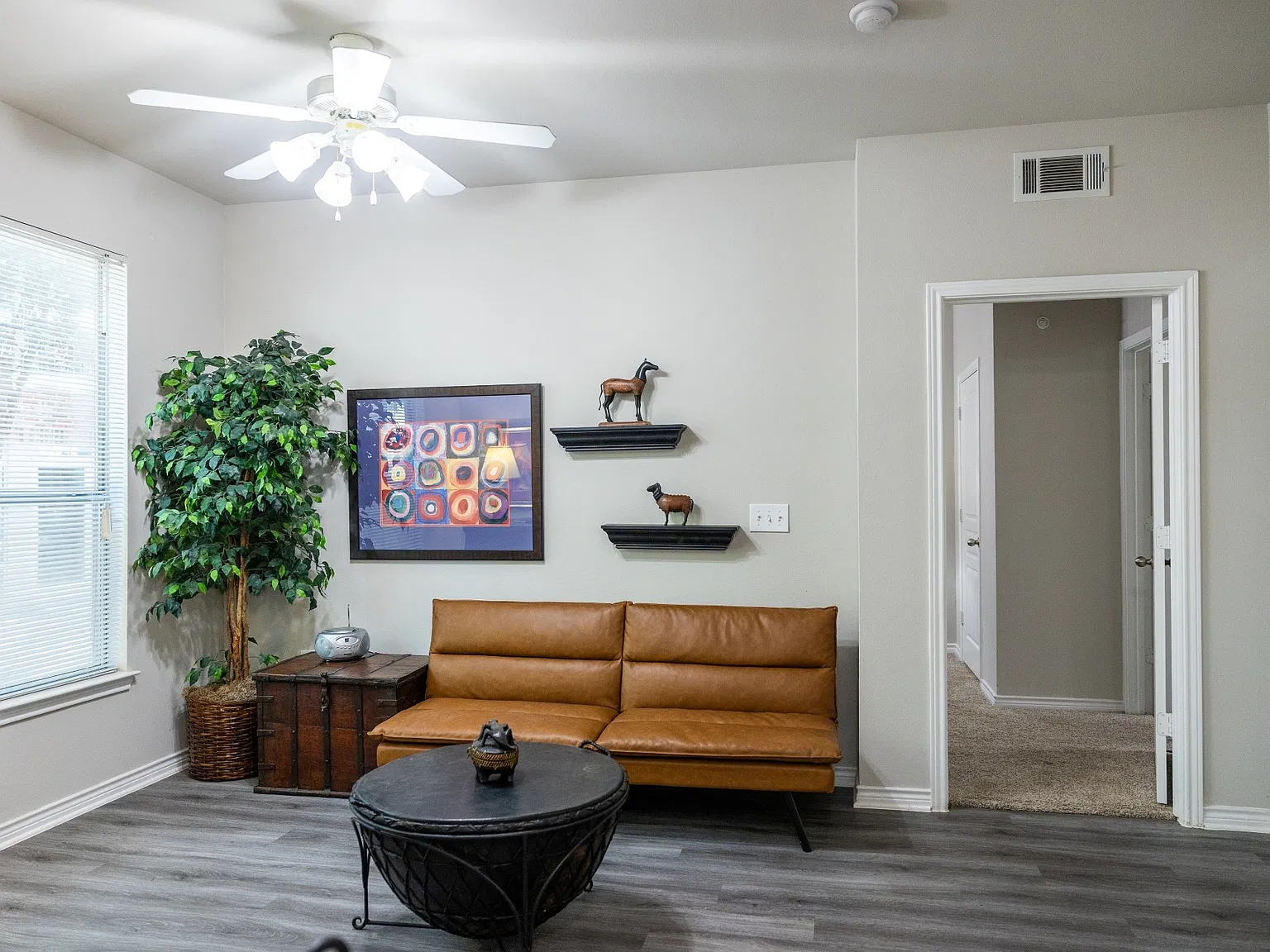 Refugio Place — Photo 2