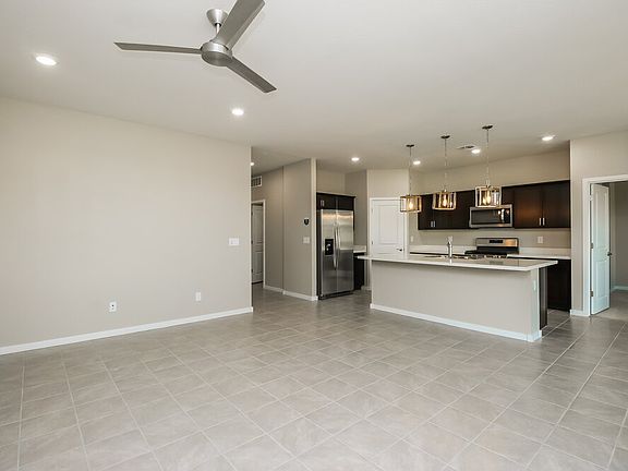 4th image of 6840 W Parkway Dr