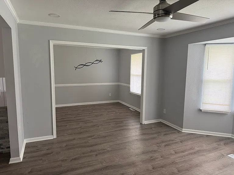 2825 Holiday Point Dr — Photo 10