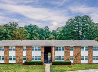 Lake Village, Chesapeake, VA 23323
