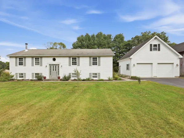 96 Straits Rd, Hatfield, MA 01038