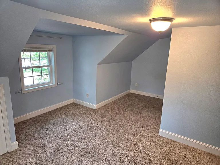 2201 Pershing Ave — Photo 38