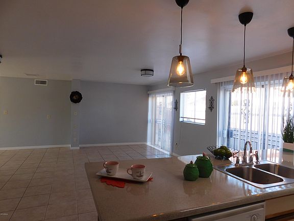 5th image of 11138 W Tennessee Ave