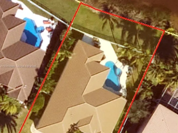 1776 Victoria Pointe Cir, Weston, FL 33327