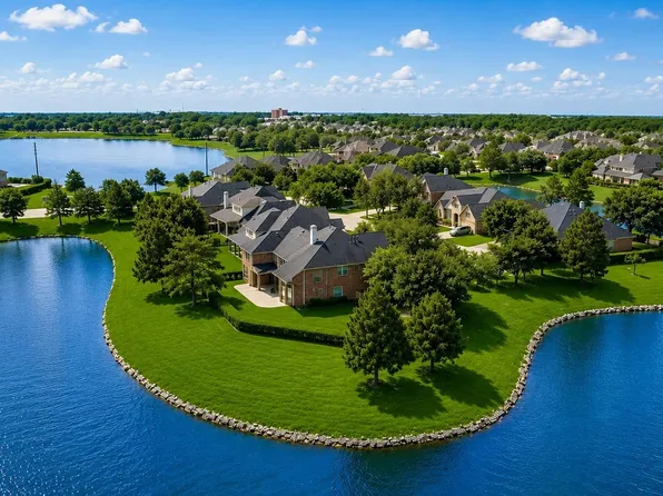 2614 Lake Springs Ct, Richmond, TX 77406