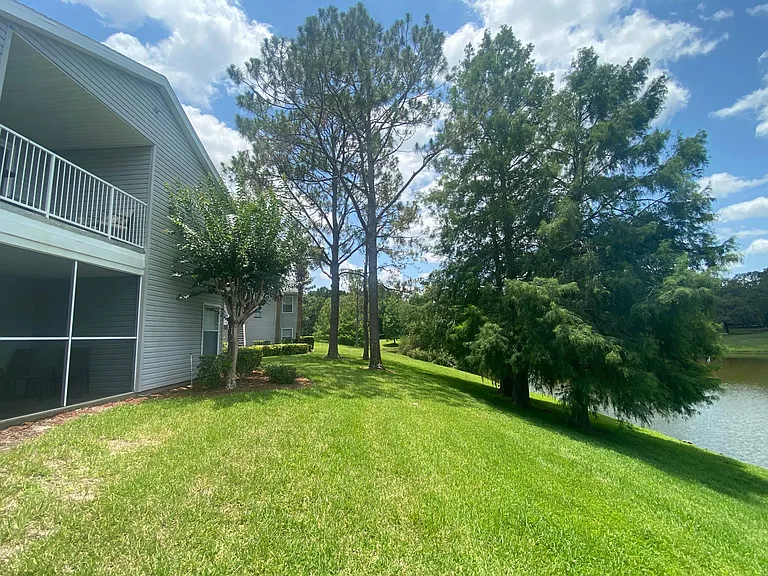 2516 Grassy Point Dr #202 — Photo 33