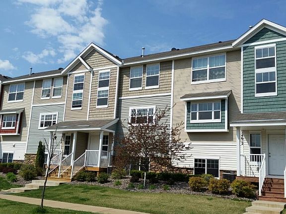 3rd image of 14608 Olivine St NW