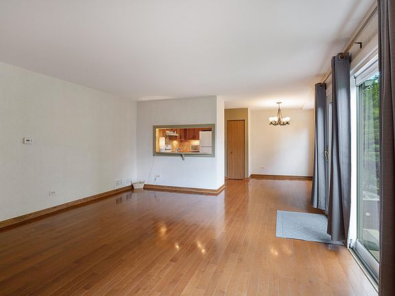 4th image of 4541 Opal Dr