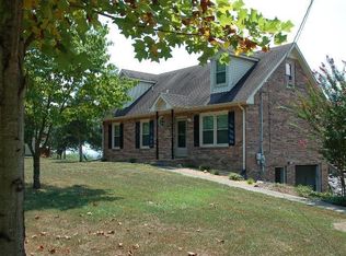 1672 Haynes Rd, Woodlawn, TN 37191