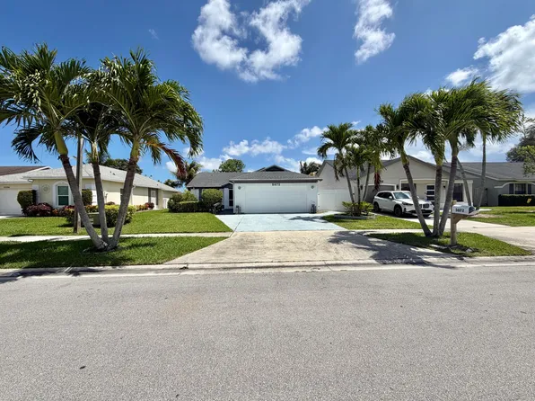 5072 Arbor Glen Cir, Lake Worth, FL 33463