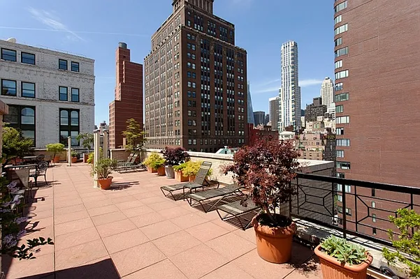 Sold by Brown Harris Stevens | media 22