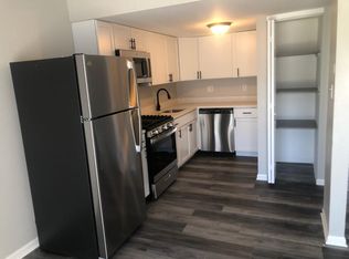 7556 Whitcomb St APT C, Merrillville, IN 46410
