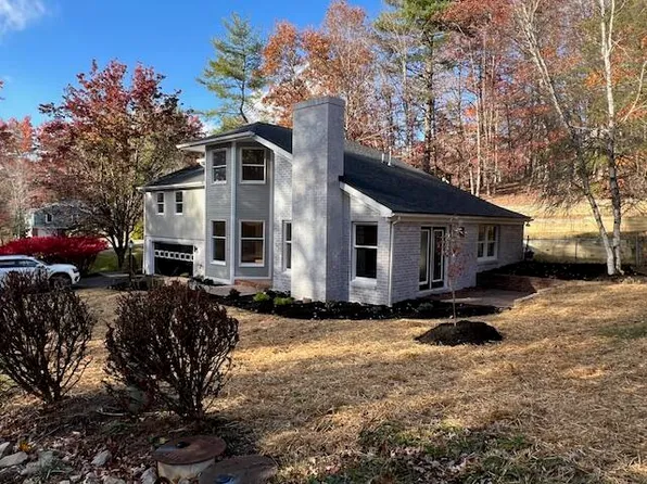 205 Mackle Point, Lewisburg, WV 24901