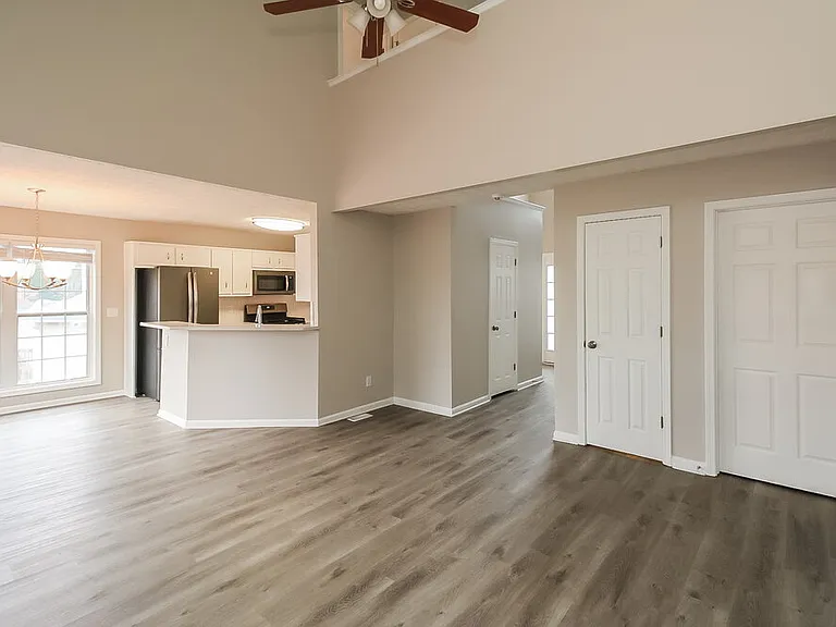 11945 Harbour Town Pkwy — Photo 5
