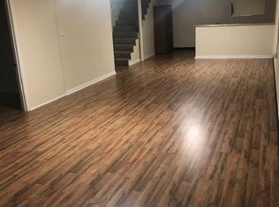 3201 Stegner Ave, Louisville, KY 40216