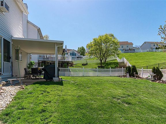 5th image of 13537 Becker Place Dr
