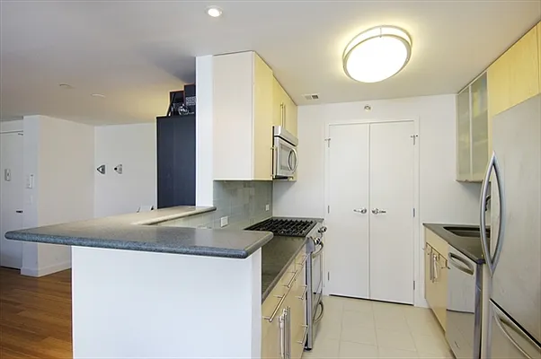 Sold by Citi Habitats | media 3