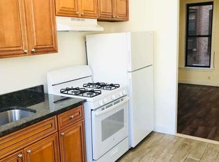 34-50 43rd St #2R, Long Island City, NY 11101