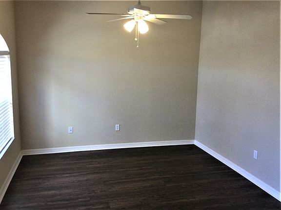 3rd image of 9618 Jasmine Brook Cir